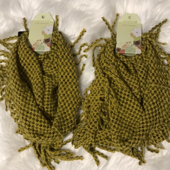 NWT Mustard Infinity Scarf - Picture 2 of 5